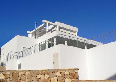 Modern project with pool in south-east facing position with sea views 943.706 €