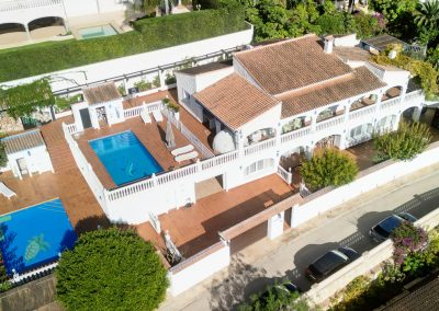 Luxury villa with sea view and pool in popular area of Moraira for sale 1.250.000 €
